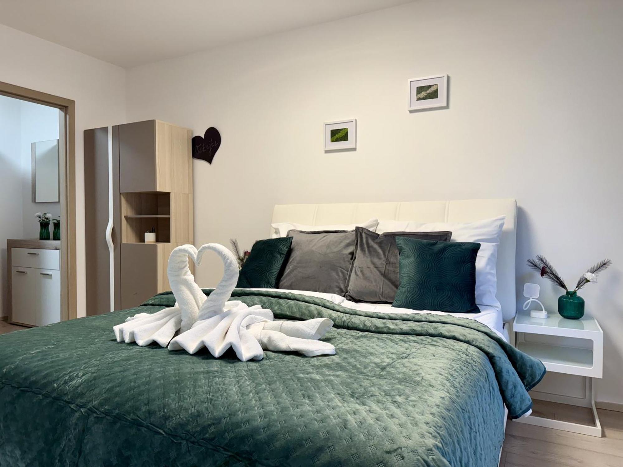 Apartmany New Forest Retreat - U Lesa, S Parkovanim, 300Mbit Internet Jeseník Dış mekan fotoğraf